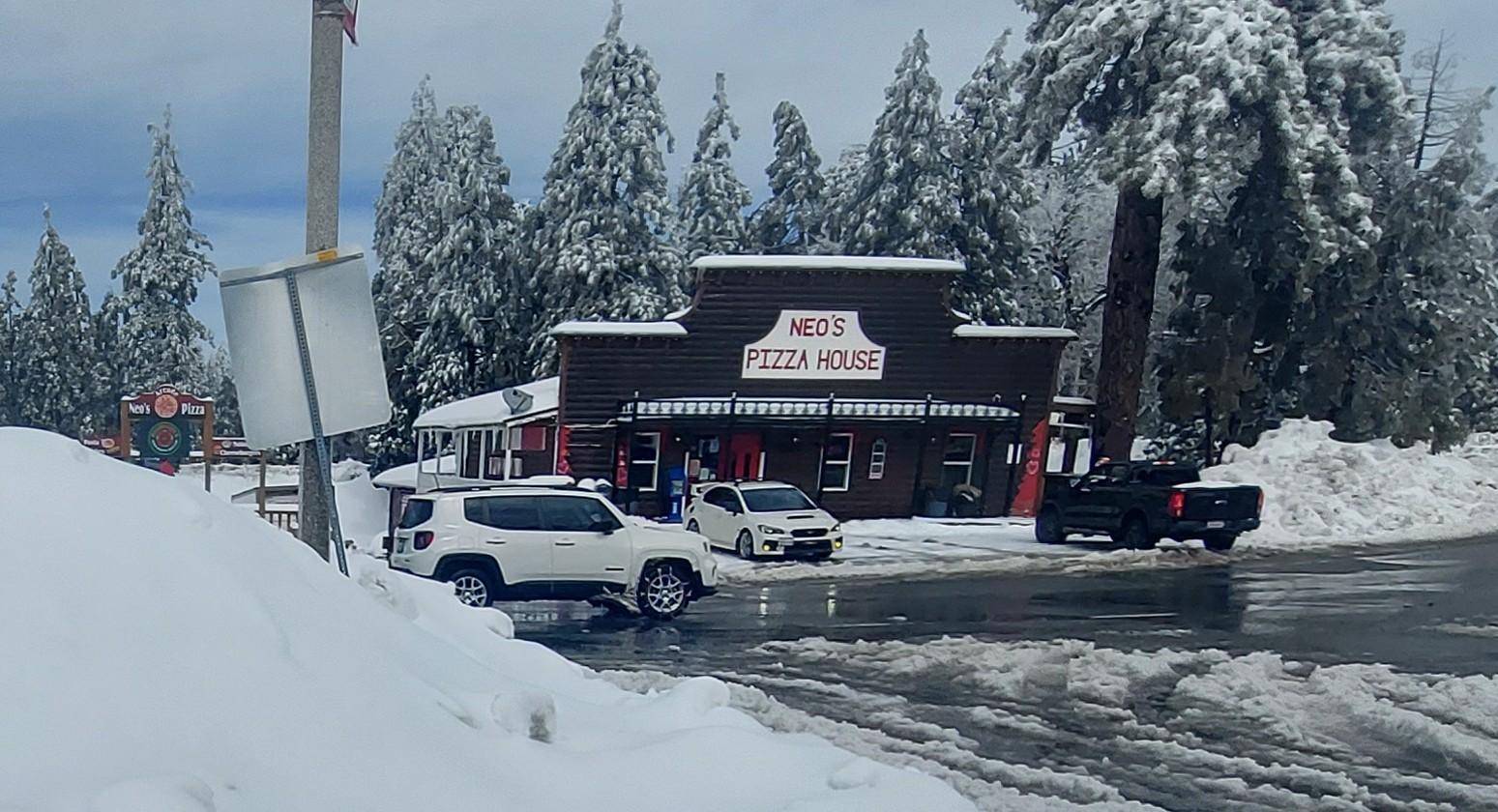 Neo's Pizza House